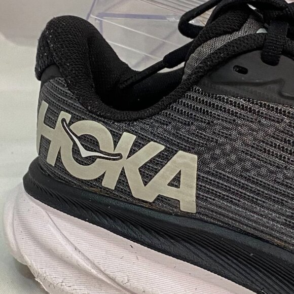 Hoka Clifton 9 Youth Black White Mesh Running Shoes Lightweight Cushion 4.5MD - Picture 4 of 13